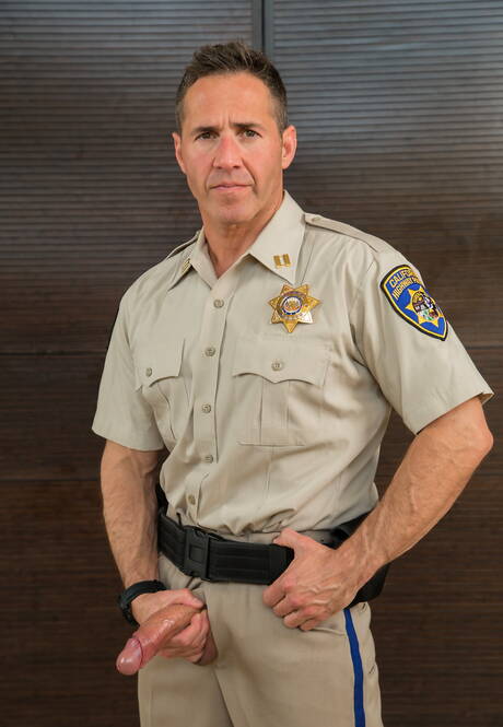 Latin beefcake Dean Phoenix and american otter Lance Ford in hard anal sex