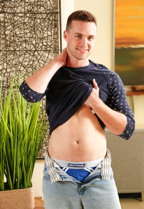 Horny guys Brandon Moore, Jack Hunter and Sasha Alexander in hot threesome ass fuck action