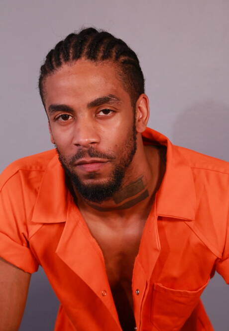 Ebony tough guy Jin Powers and strongman King B have a good anal sex