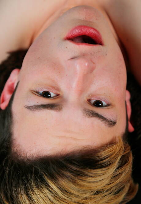 Young Silas Gray and american pretty boy Danny Forest have anal sex