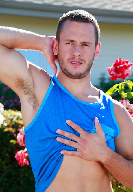 American tough guy Brenner Bolton and  Connor in hot ass bang outdoor