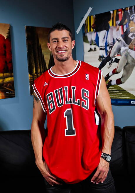 American tough guy Cody Cummings shows a muscle body