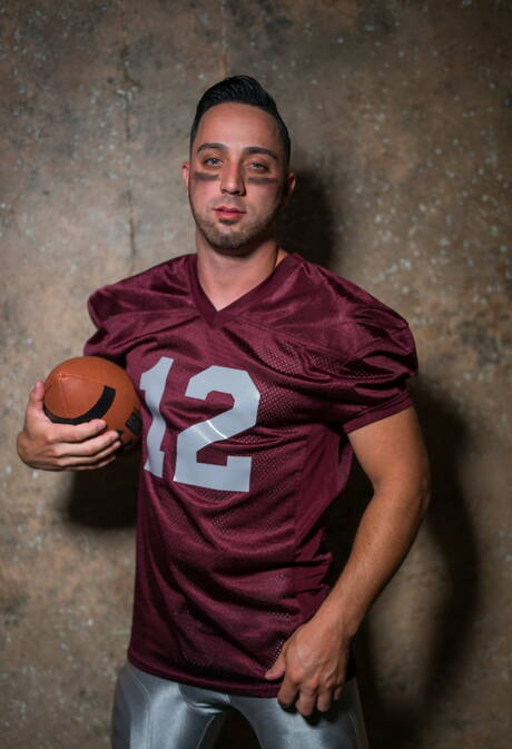 Famous americans, strongman Andrew Fitch and hot twink Kory Houston undressing and showing tight butt