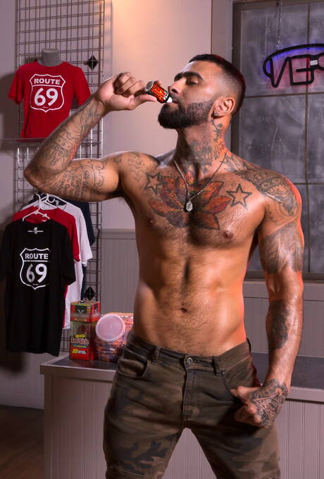 Puerto rican hunky guy Rikk York and french hot bear Teddy Torres have a hot couple scene