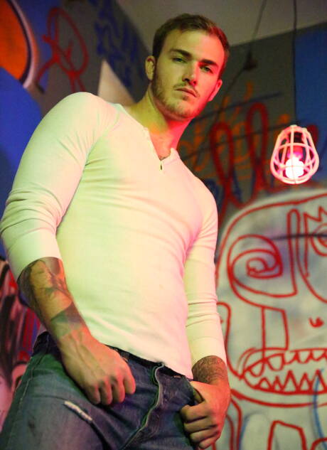 Hot americans, otter Christian Wilde and beautiful boy Tyler Sweet fuck ass after sucking dick