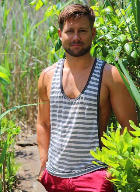 Nice american buddies tough guy Bobby Clark and hunky guy Travis James have anal sex at the pool