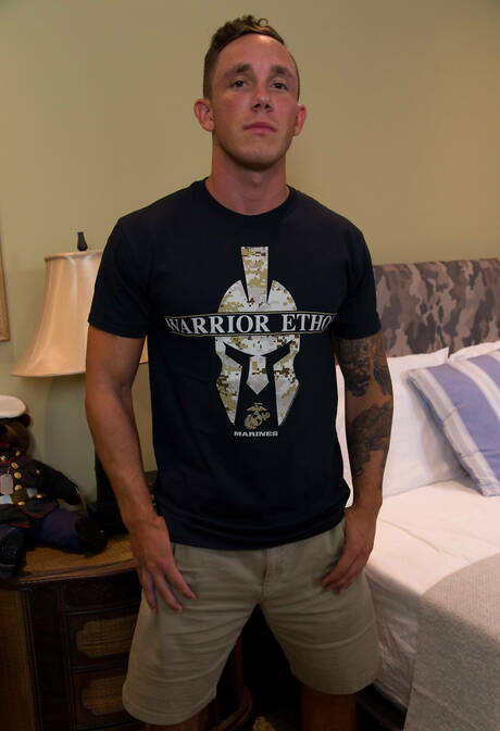 Pretty american boys beefcake Cole Weston and husky guy Princeton Price have a hot couple scene