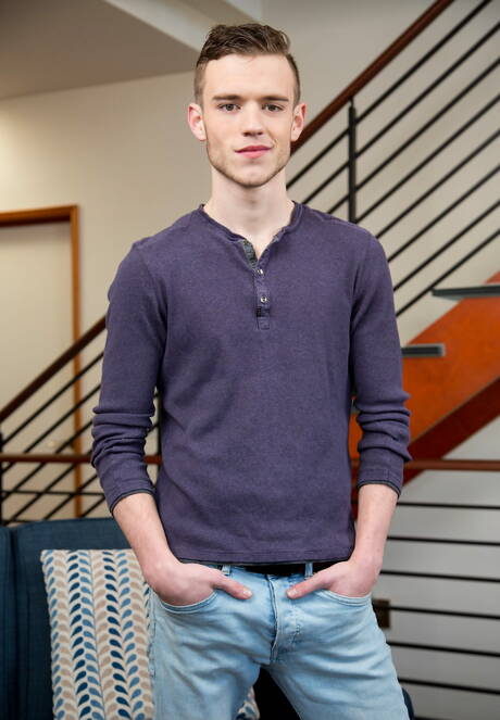 Hot american boys husky guy Scott Finn and tough guy Ty Derrick drilling an ass