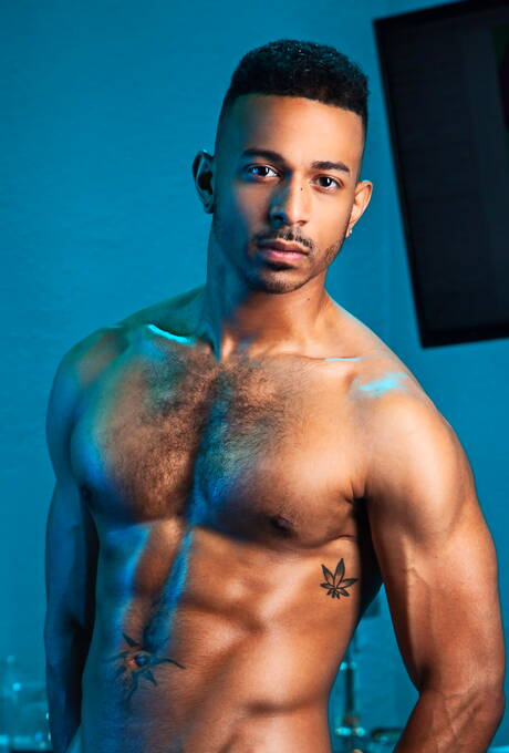 Hot american boys hairy bear Ricky Larkin and hairy stud Zario Travezz make an interracial love