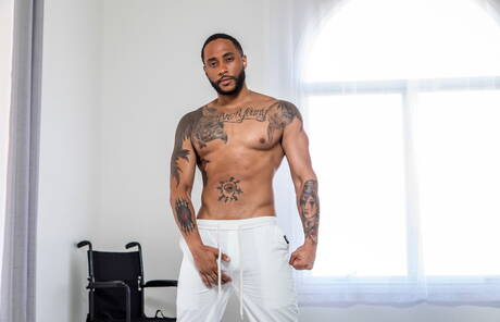 Hot americans, superstud Michael Roman and muscular Jaxx Maxim in hot homosexual action