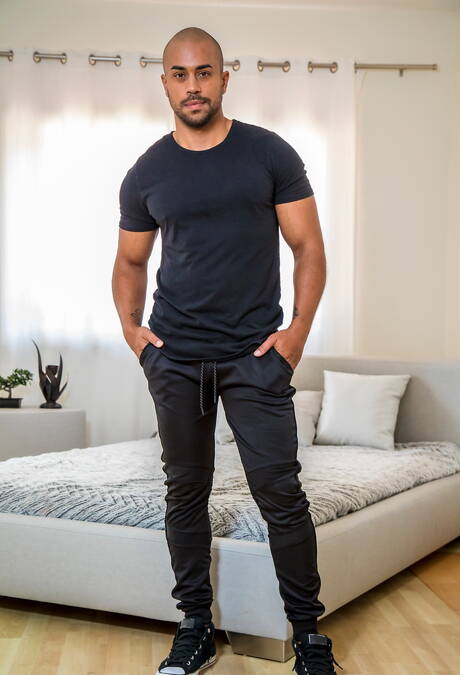 Julian Grey and english otter Drew Dixon in hard interracial anal sex