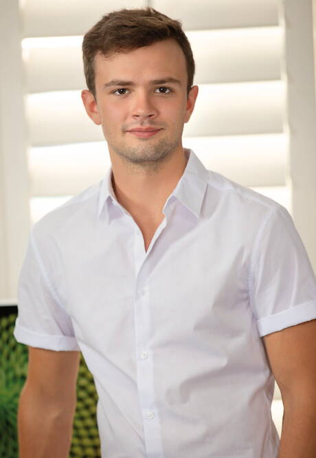 Nice american guys stud Arad Winwin and well-built Logan Cross make a love