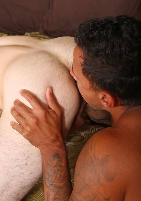 Two american boys otter Julian Brady and bull Tony Romero in hot anal sex