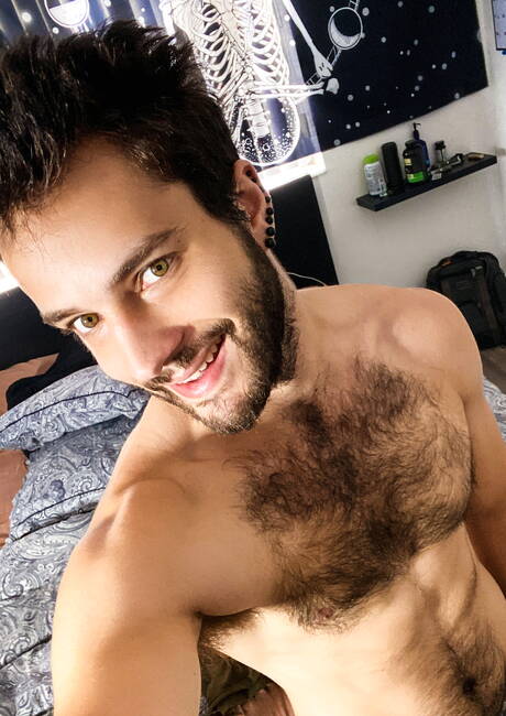 Hunk Dante Drackis and husky guy Chris Star in hot ass fuck action