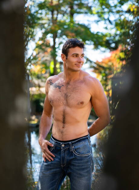 Hot american boys stud Ricky Donovan and stud Jeb fuck ass after sucking dick in shower