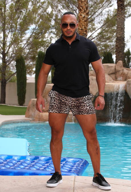 Beautiful trio Johnny Hill, Dillon Diaz and Lydia Black in bisexual threesome fuck at the pool