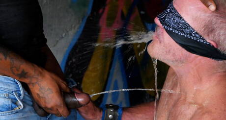 Pretty american guys gay bear Dale Savage and tough guy August Alexander loves to be dominated