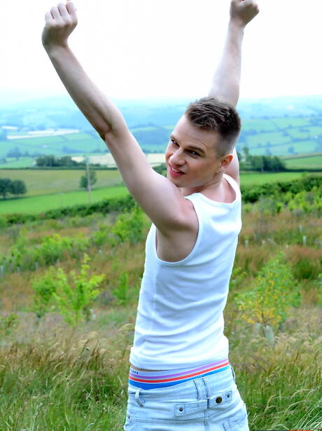 Spanish young boy Josh Milk and polish beautiful boy Kamyk Walker in hard anal sex in kitchen