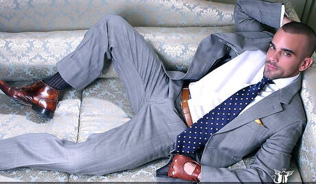 American husky guy Damien Crosse having a pleasure