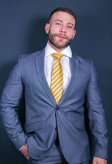 Muscular Dani Rivera and spanish bull Diego Reyes in hot ass bang