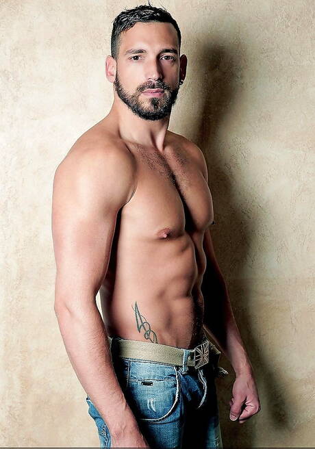 Hot buddy Dato Foland and beautiful dude Enzo Rimenez in hot homosexual action