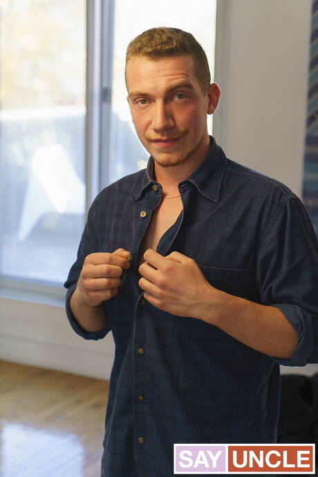 Horny buddies William Moore, Trent King and Beau Reed in interracial groupsex