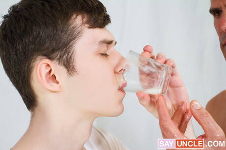 Sexy americans, tough guy President Oaks and young dude Dakota Lovell have a hot couple scene