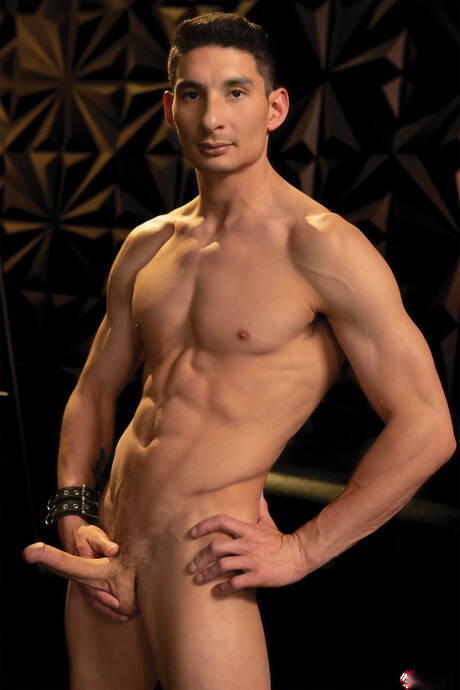 Horny guys Brian Bonds, Jim Fit and Archer Croft in threesome fisting action