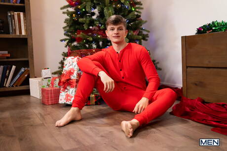 Hot american dudes young dude Jake Preston and muscular Dom King fuck ass after sucking