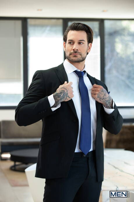 Famous americans, muscular Papi Kocic and muscular Adam Franco in hot ass fuck action