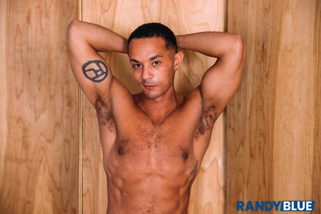 Hot american boys stud Aj Sloan and stud Wess Russel have a good interracial anal sex