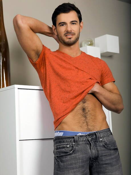 Latin strongman Diego Sans and american otter Donny Wright fuck ass after sucking