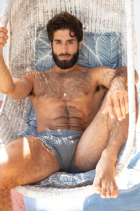 Brazilian superstud Diego Sans and irish well-built Dean Young drilling an ass outdoor