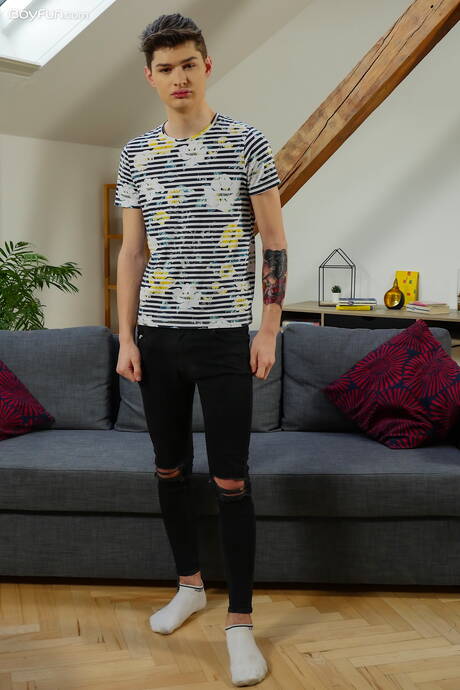 Beautiful boy Curtis Cameron shows a beautiful body