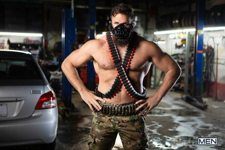 Black beefcake Trent King and american bull Chuck Conrad in hot interracial ass fuck action